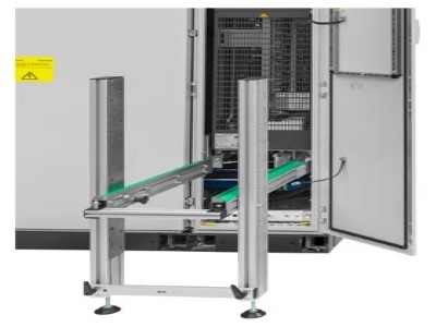 Mounting device for liquid-cooled power units